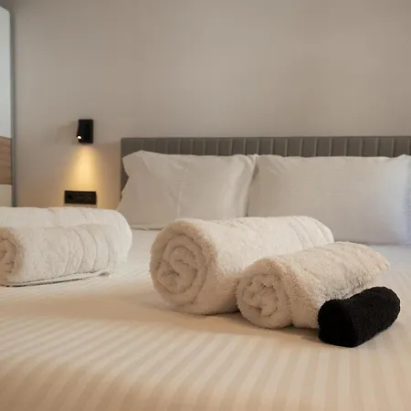 Korifes Meteora Lithari 01 *