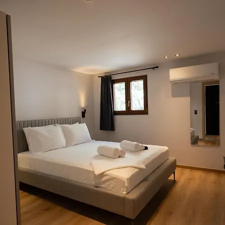 Korifes Meteora Lithari 01 Tatil Evi *
