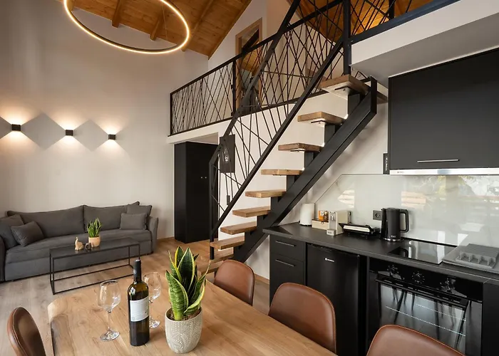 Korifes Meteora Lithari 01 Καλαμπάκα